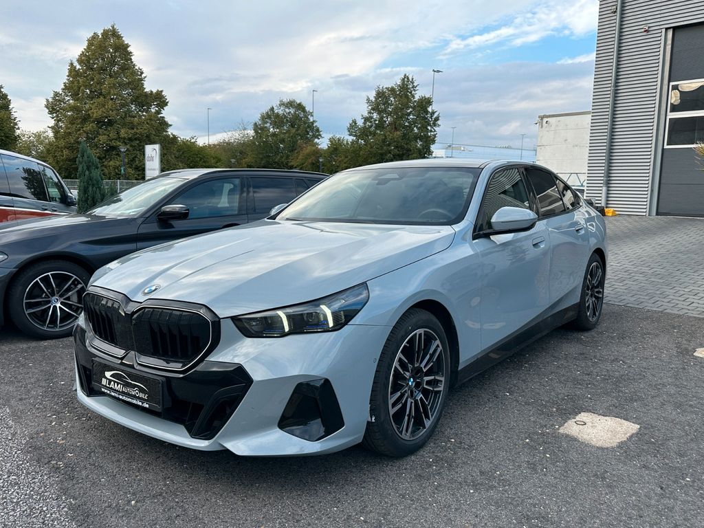 Image of BMW 520