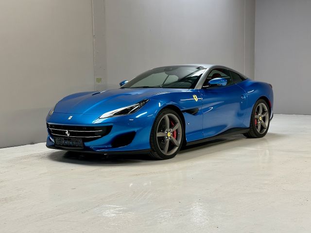 Ferrari Portofino 3.9 T V8 DCT *Carbon *LED *PassengDisp