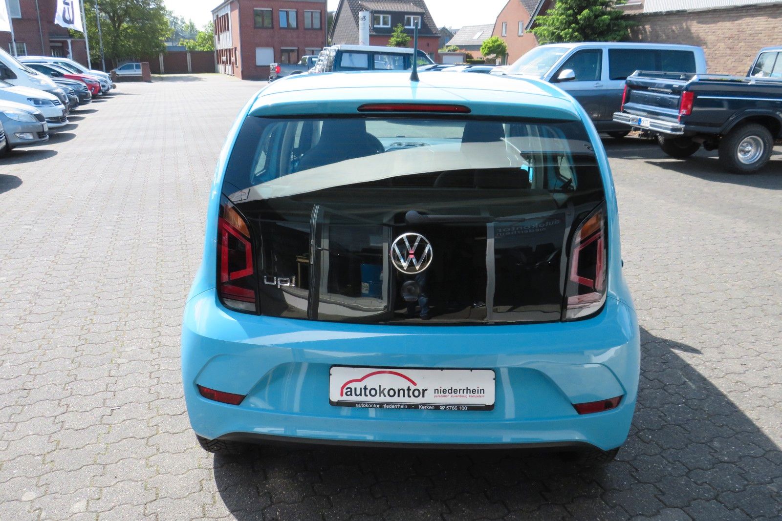 Fahrzeugabbildung Volkswagen up! 4T GJ KLIMA SPURHALTE DAB SCHECKHEFT