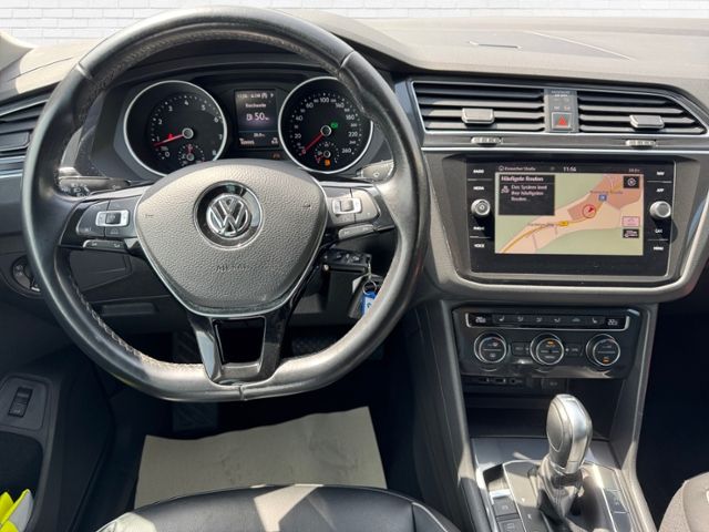 Fahrzeugabbildung Volkswagen Tiguan 1.4 TSI ACT Comfortline DSG LEDER NAVI KL