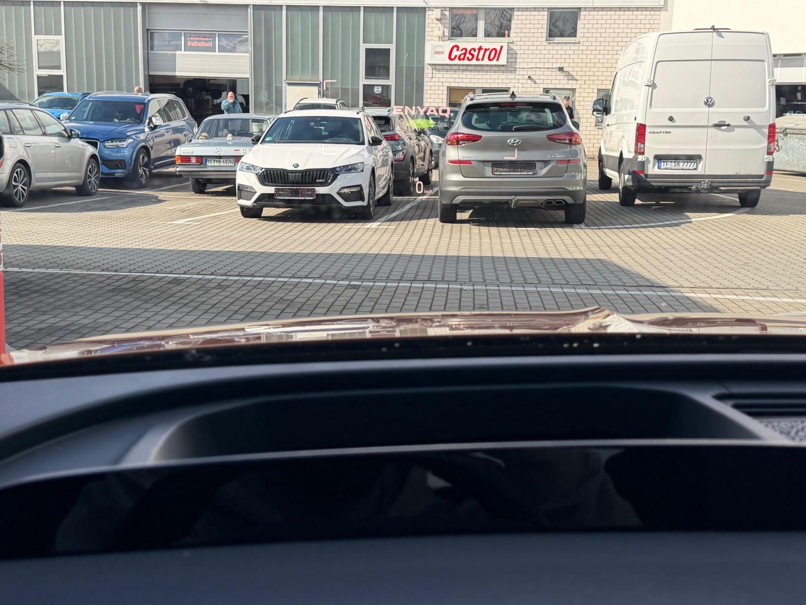 Skoda Enyaq RS*ACC*SZHZNG*NAVI*360°*CARPLAY*AMBIENTE*