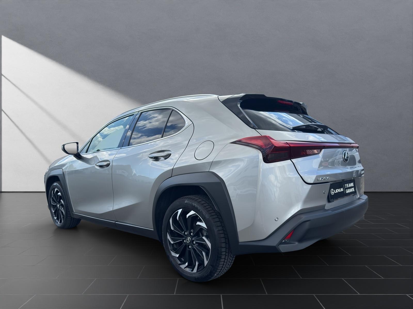 Lexus UX 250h*STYLE*FACELIFT* ALLW.*CARPLAY*GARANTIE