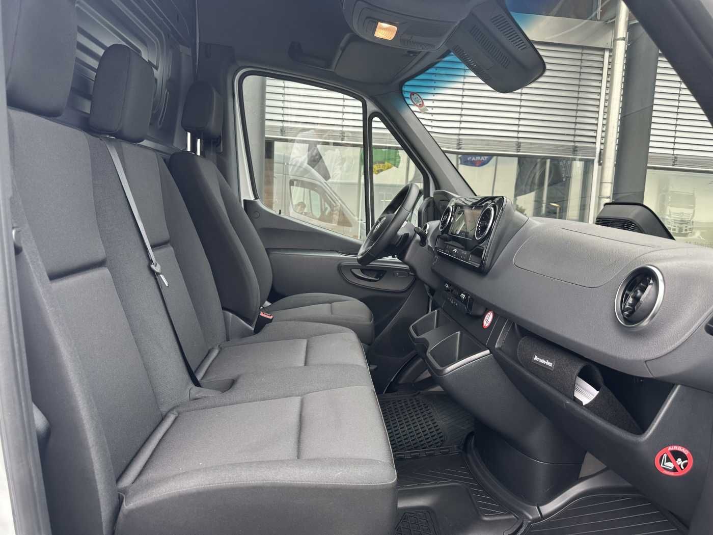 Fahrzeugabbildung Mercedes-Benz Sprinter 317 CDI 4325 9G AHK Klima Kamera MBUX