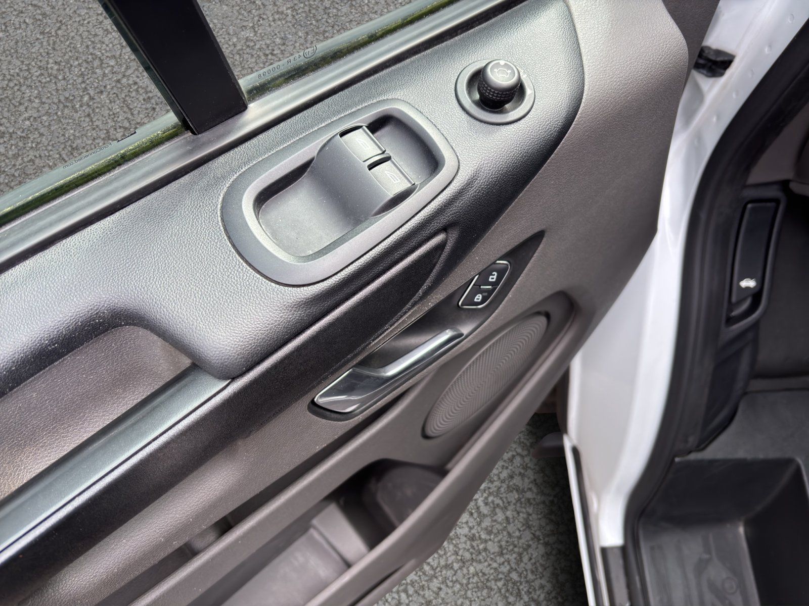 Fahrzeugabbildung Ford Transit Custom 340 L2 Trend