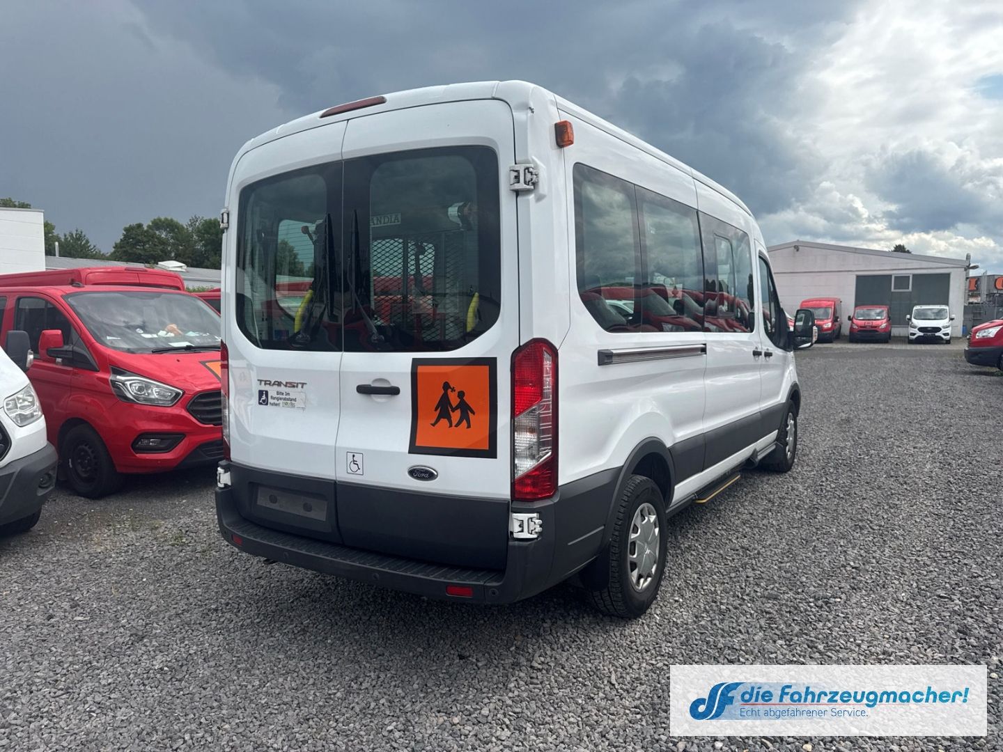 Fahrzeugabbildung Ford Transit Kombi 350 L3 Trend 2.2 TDCi DPF *1572 *K