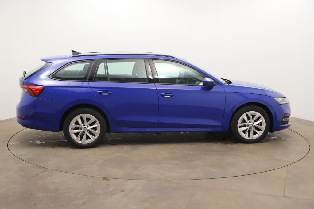 Skoda Octavia iV Combi Ambition 1.4TSI 150kW Tempo*PDC