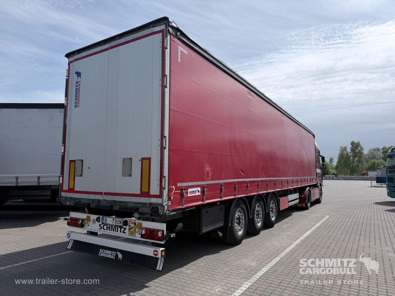 Schmitz Cargobull Curtainsider Standard