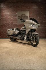 Harley-Davidson FLTRXSE Road Glide CVO CVO J&H - HARLEY-DAVIDSON ROAD GLIDE