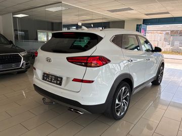 Hyundai TUCSON - 6