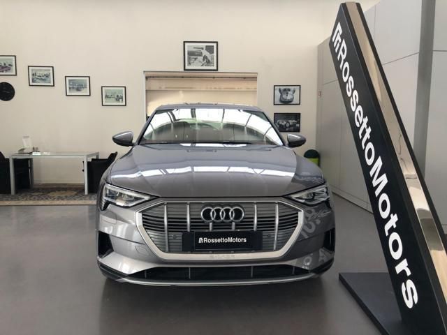 Audi AUDI e-tron quattro imagem 2