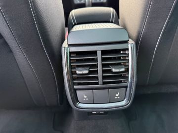 Skoda Scala Monte Carlo+AHK+LED+Pano+App+4xShz