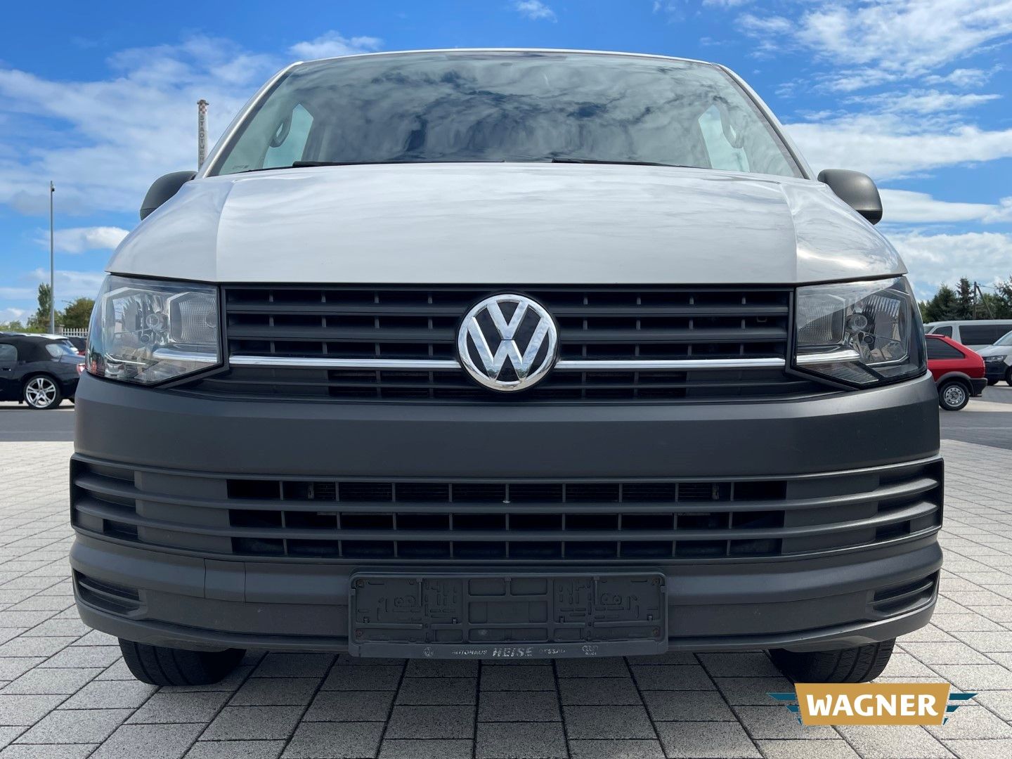 Fahrzeugabbildung Volkswagen T6 Kombi EcoProfi lang 2.0 TDI 8-Sitzer