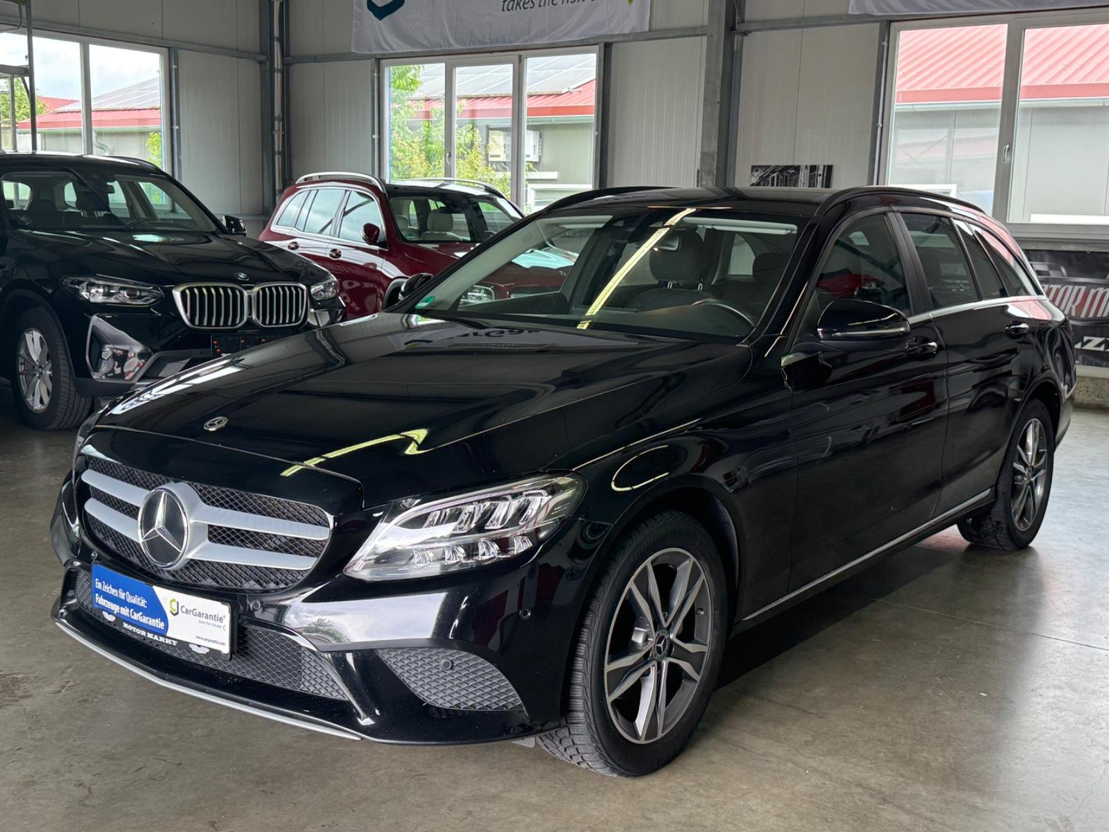 Mercedes-Benz C 220 d 4MATIC T /AHK/LED/Navi/