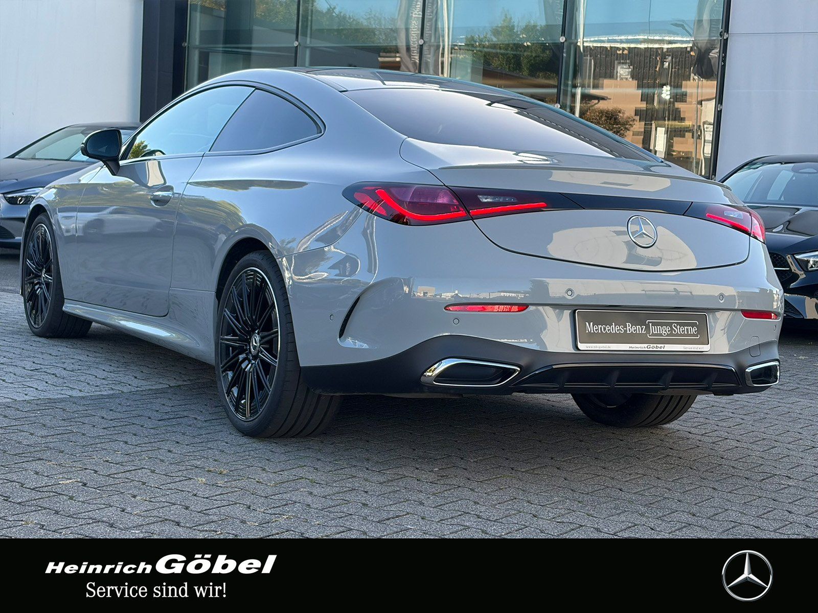 Fahrzeugabbildung Mercedes-Benz CLE 300 4M AMG*STANDHEIZ*NAPPALEDER*AHK*SITZKLIM