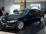Jaguar XE R-Sport Navi Tempo Kamera Komfort Keyless LED - gebrauchte Jaguar XE aus dem Jahr 2015