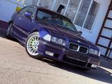 BMW 323i E36 Coupe *M-PAKET AB WERK* NEU AUFGEBAUT - BMW 323: Coupe, 323i