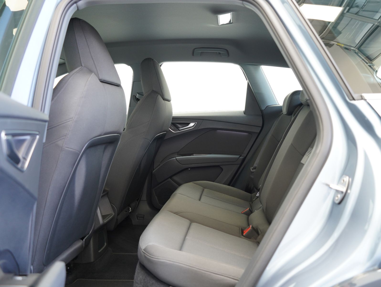 Fahrzeugabbildung Audi Q4 e-tron 50 quattro NAVI/MATRIX/LM20"