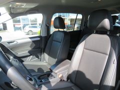 VW Touran 2.0 TDI Trendline Taxi DSG 7-Sitzer Leder VW Touran 2.0 TDI Trendline Taxi DSG 7-Sitzer Leder