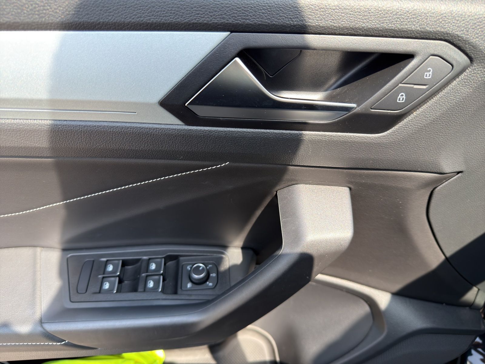 Volkswagen T-Roc - Bild 9