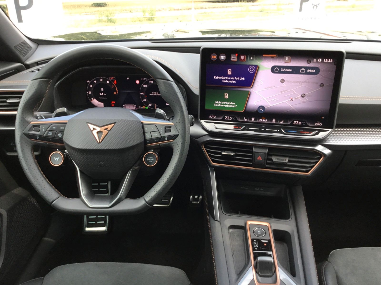 Fahrzeugabbildung CUPRA Formentor 2.0 TSI DSG 4WD+Pano+Matrix+AHK+19"