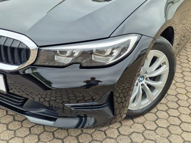 BMW 318 d*Sportsitze*Pano-dach*Live Cockpit Prof.*DA imagem 3