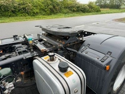 Fahrzeugabbildung MAN TGS 18.430 SZM 4x4 Blatt/Luft Kipphydraulik
