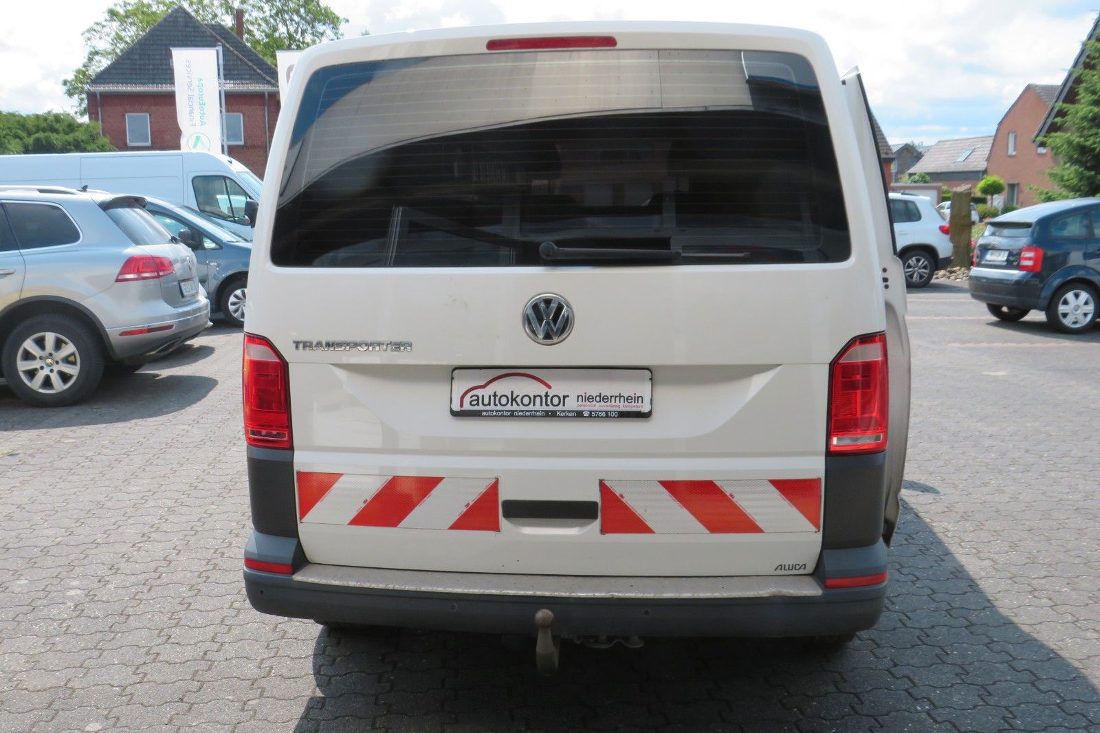 Fahrzeugabbildung Volkswagen T6 Transporter Kasten lang 4Motion