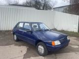 Peugeot 205 GLD H Kennzeichen Auto - Peugeot 205 mit Diesel-Antrieb