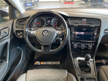 Volkswagen Golf VII Lim. Highline BMTStart-Stopp *AHK*LED*