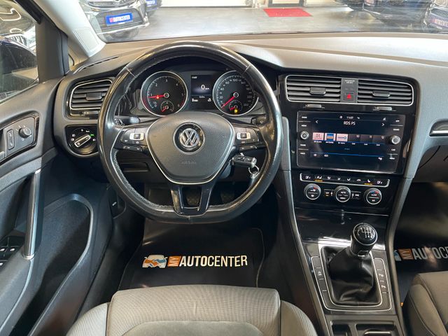 Volkswagen Golf VII Lim. Highline BMTStart-Stopp *AHK*LED*