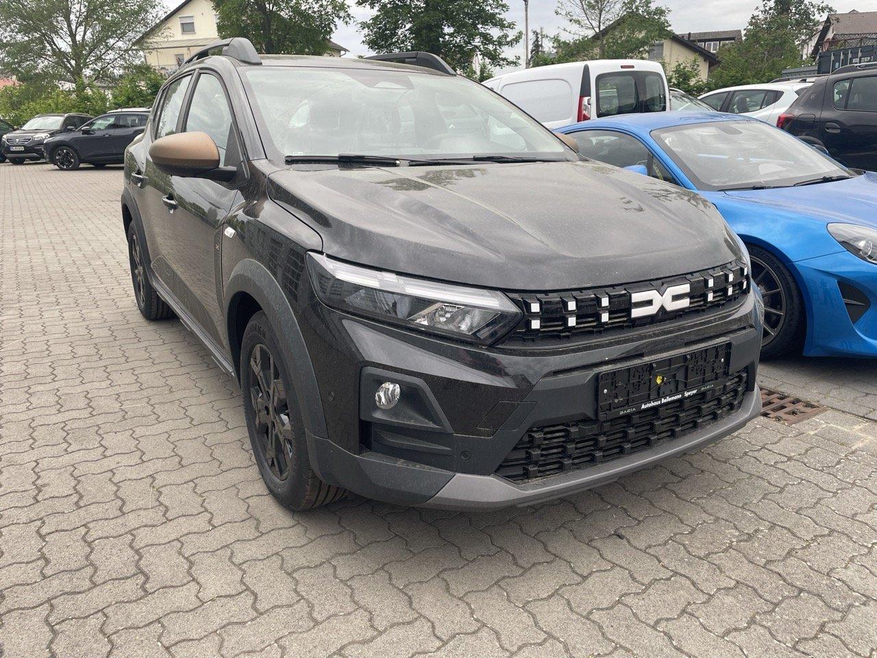 Dacia Sandero Stepway TCE 110 Extreme |Driving|Winter|