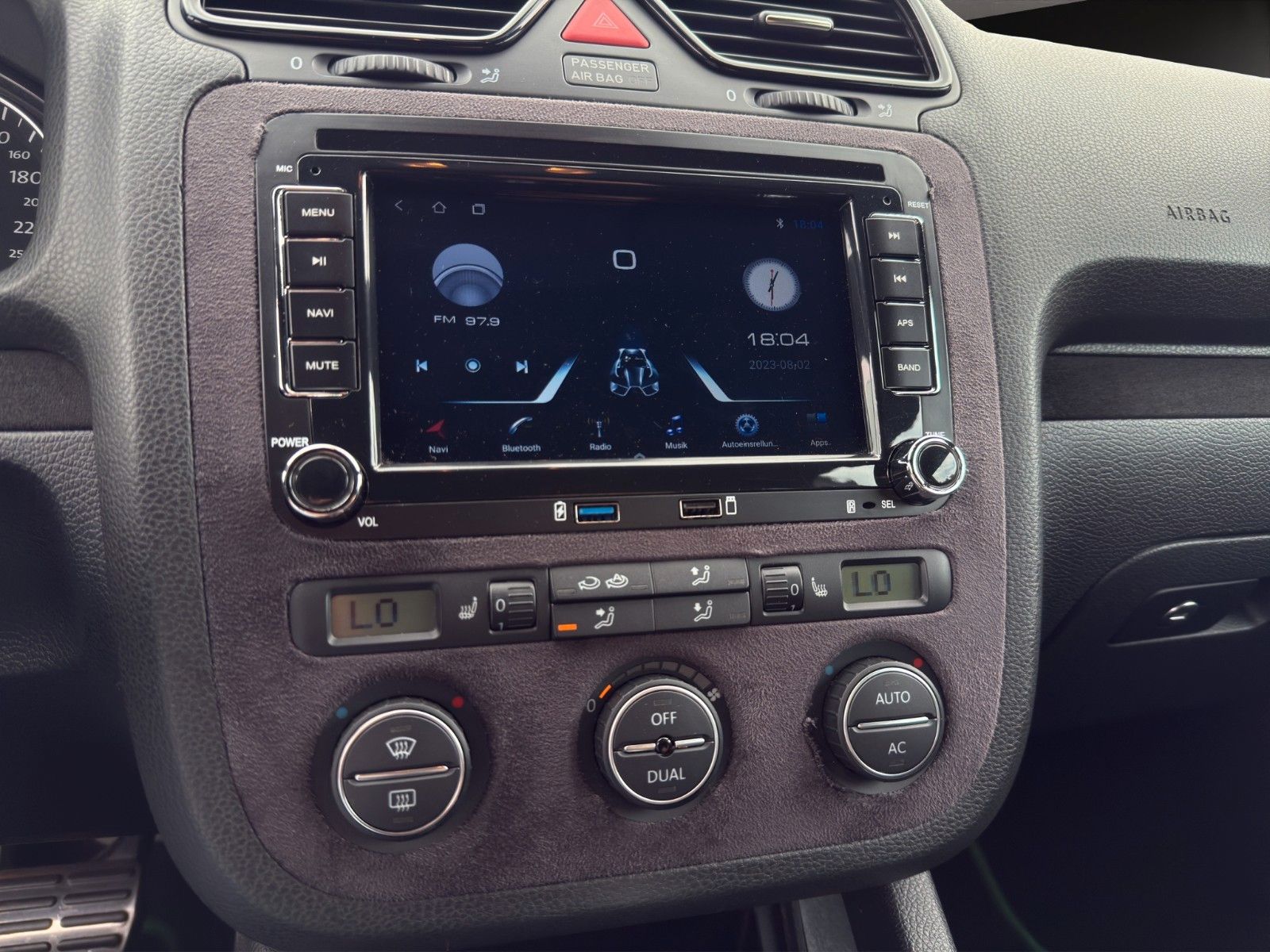 Fahrzeugabbildung Volkswagen Scirocco *Remus*Dynaudio*Alcantara*Sport*Bi-Xen