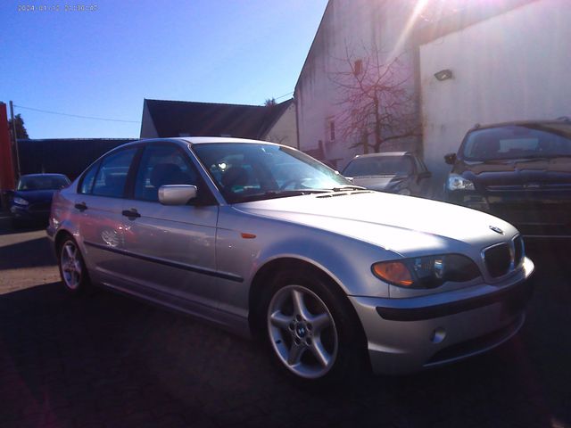 BMW 318 Baureihe 3 Lim. 318i E46 *2-Hand*