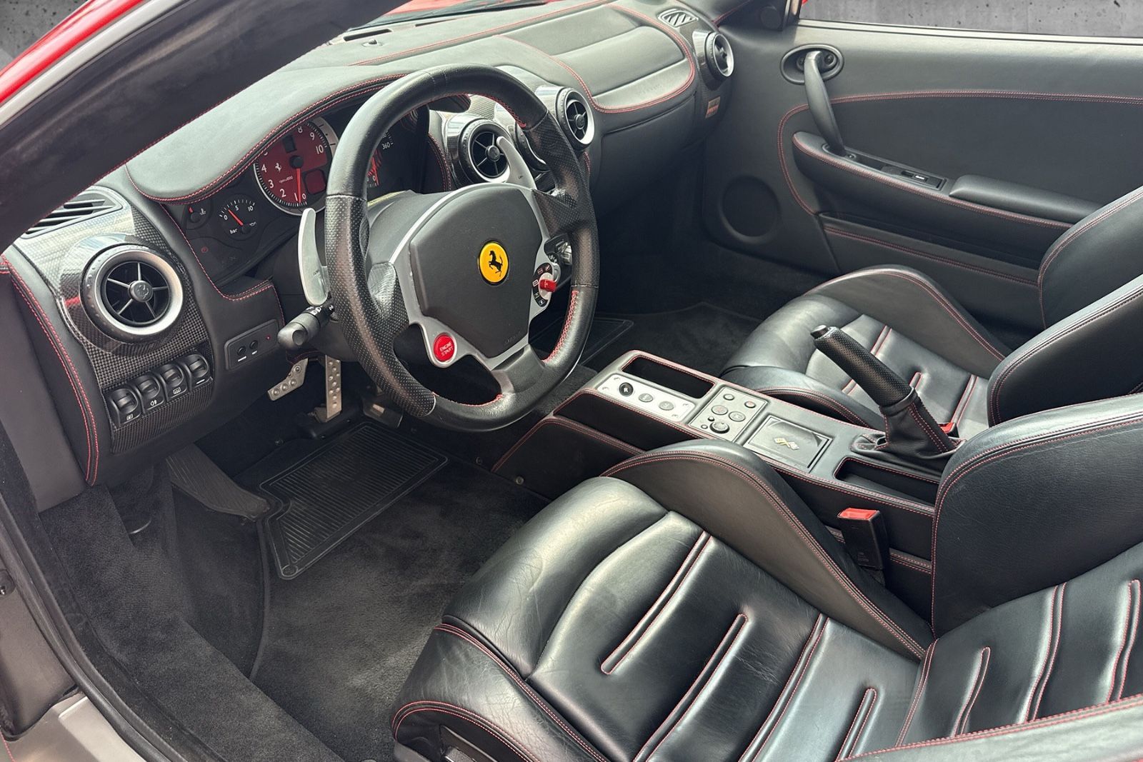 Fahrzeugabbildung Ferrari F430 F1*DT Auto*2. Hand*20 Services bei Ferrari!