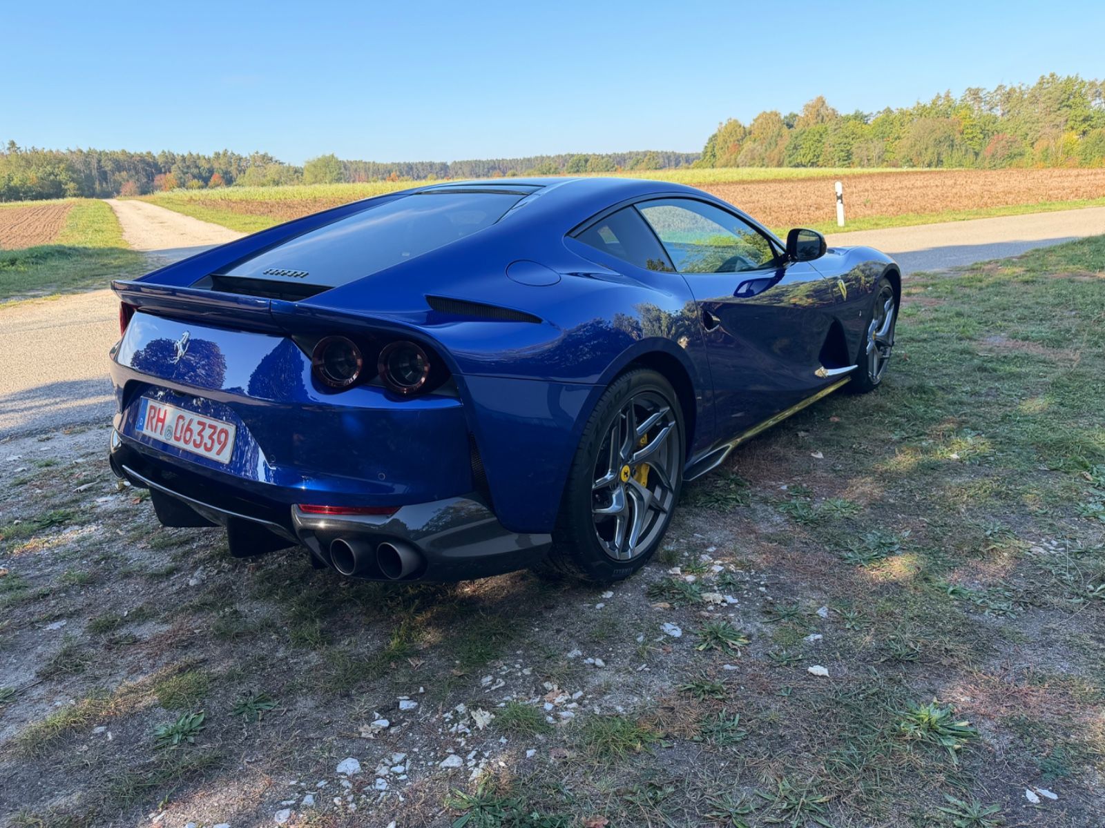 Ferrari 812 Superfast DCT F1 1. HAND CARBON 6