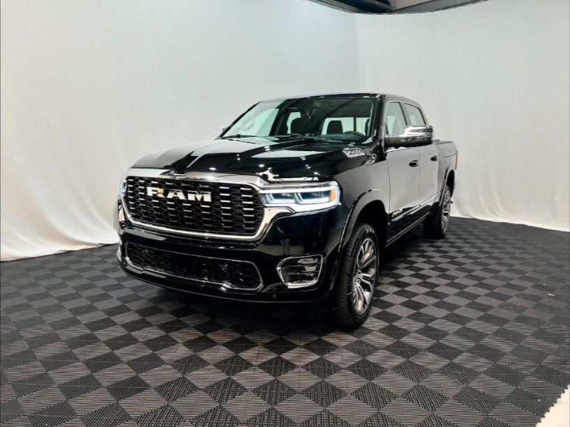 Fahrzeugabbildung Dodge RAM 1500 TUNGSTEN CREW CAB H/O Black Interieur