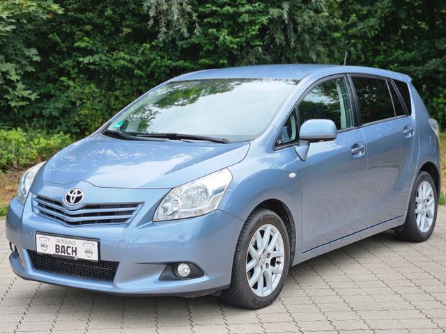 Toyota Verso Travel*TÜV NEU*SCHECKHEFTGEPFLEGT*NAVI*PDC