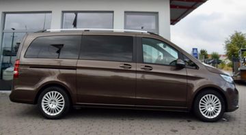 Mercedes V 220 - 4