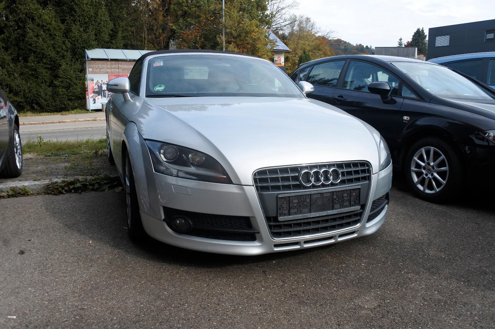 Audi TT Coupe/Roadster 2.0 TFSI Roadster