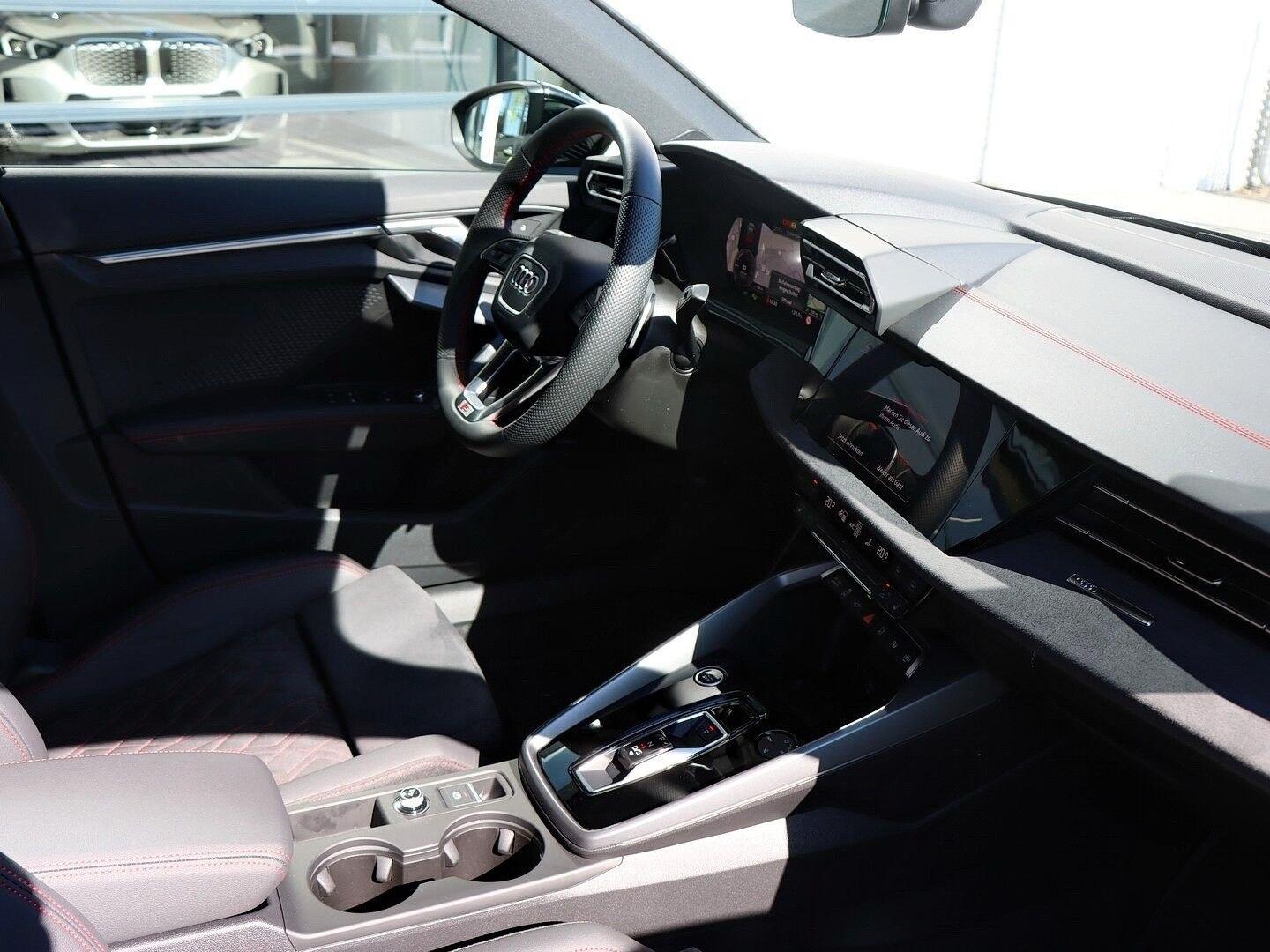 Audi A3 45 TFSI e S line Navi LED Fernlichtassistent, миниатюра 6