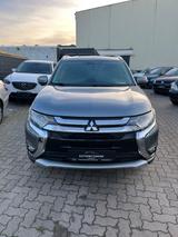Mitsubishi Outlander Top 2.2 DI-D Top 4WD 7-Sitzer - gebrauchte Mitsubishi Outlander aus dem Jahr 2016