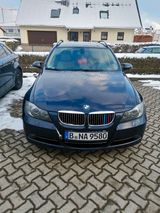BMW 330 XI 258 PS Top Zustand TÜV 10/26 TA... - BMW 330: Kombi, 330xi