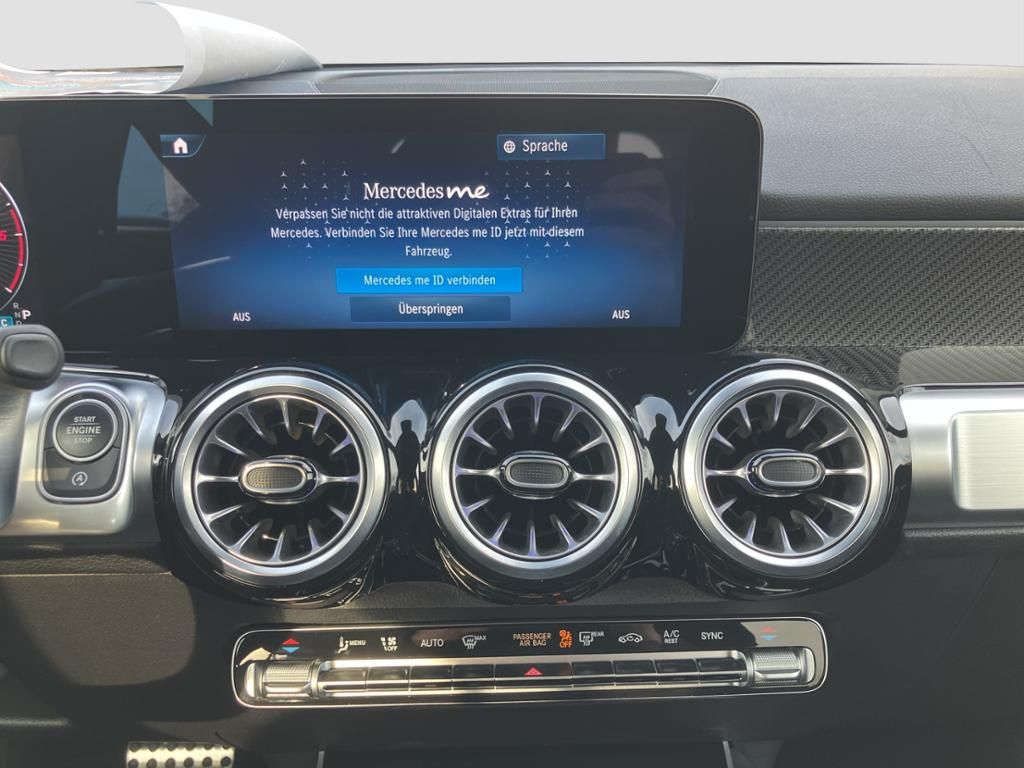 Fahrzeugabbildung Mercedes-Benz GLB 200 d AMG*Night*KeyLess*EASYPACK*PDC*RFK*AHK