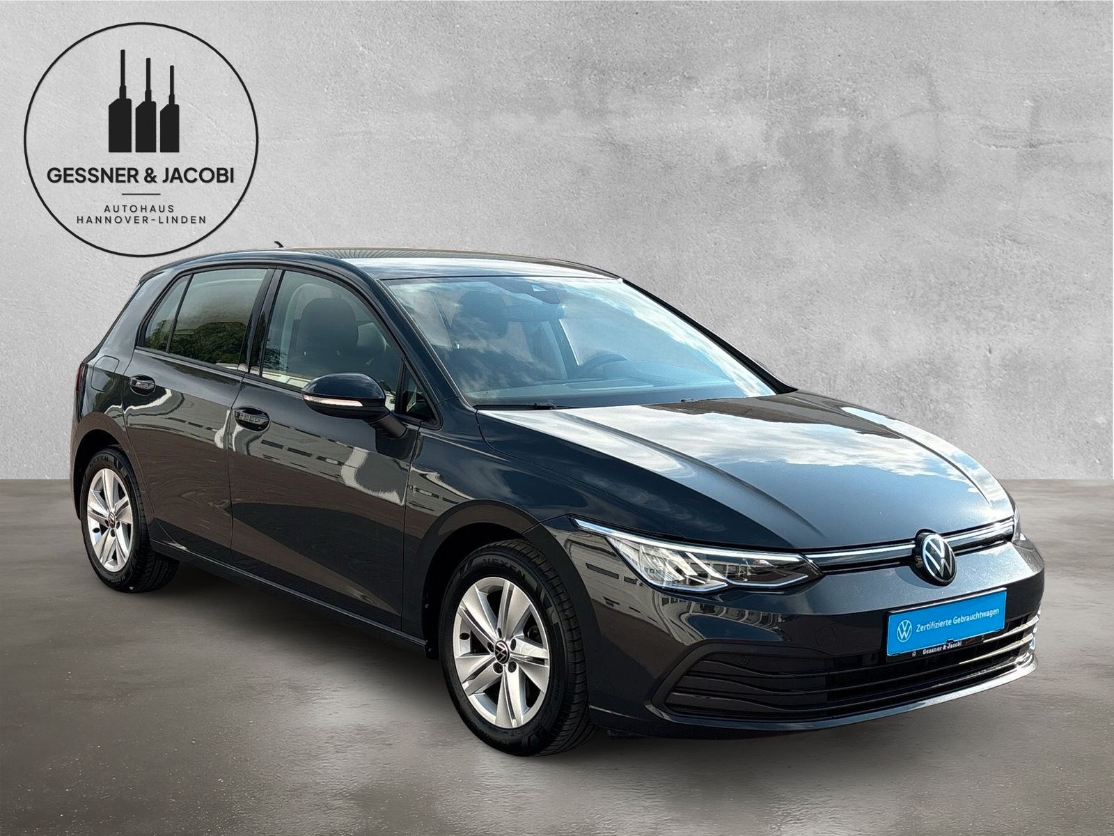 Fahrzeugabbildung Volkswagen Golf 2.0 TDI Life ACC LED AppConnect SHZ
