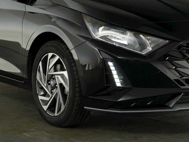 i20 FACELIFT T-GDi TREND DCT+NAVI+RÜCKFAHRKAMERA