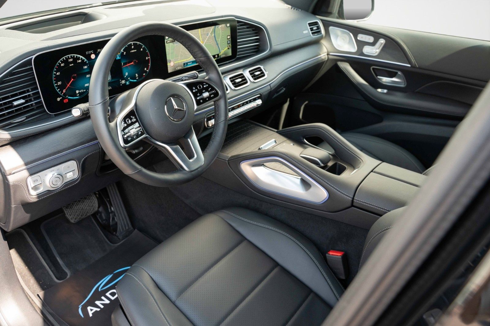 Fahrzeugabbildung Mercedes-Benz GLE 300 D 4MATIC HUD LED NIGHT KAM BURM