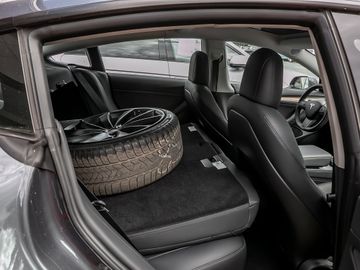 Tesla Model 3 Basis RWD Kamera Autopilot Panoramad.