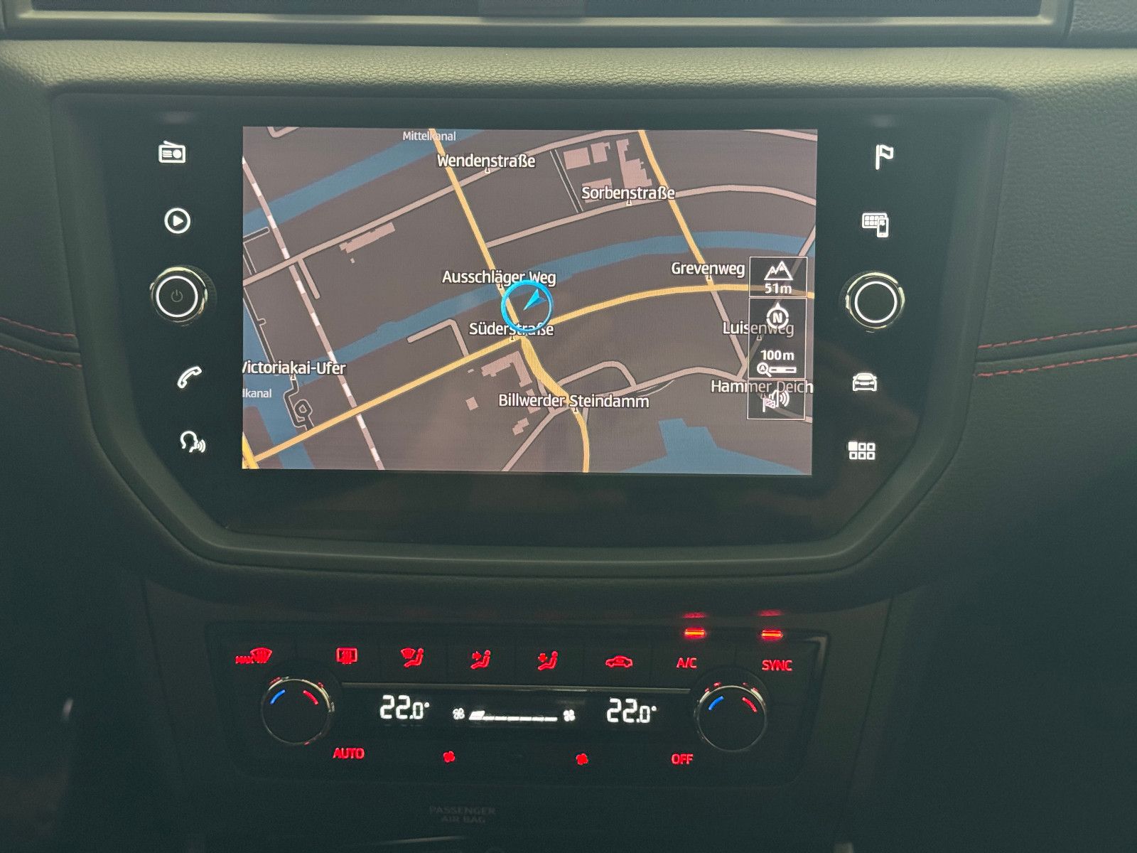 Fahrzeugabbildung SEAT ARONA SPORTPAKET FR-LINE DSG ACC LED BEATS KESSY