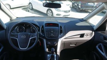 Opel Zafira Tourer - 10