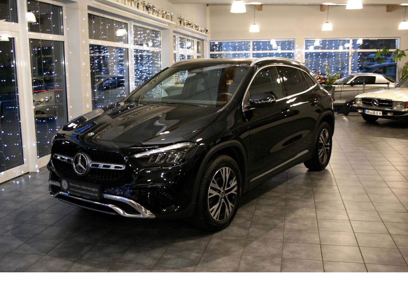Fahrzeugabbildung Mercedes-Benz GLA 200 d 4M Progr.Advanced*360 Kamera*Distronic